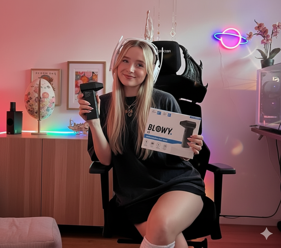 reviewer with blowy v3 power blower